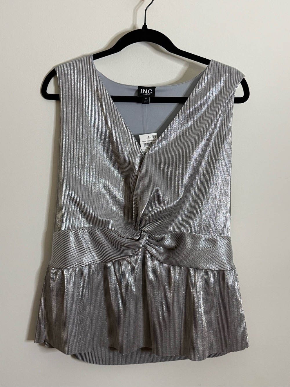 {INC International Concepts}-S: XL-Silver Metallic Twist-Front Peplum Top
